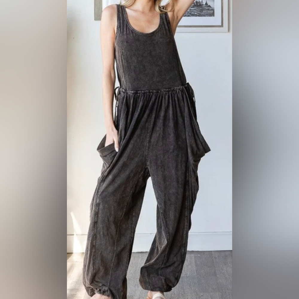 Oli & Hali Soft Jogger Style Jumpsuit Size M Color Light Black New No Tags